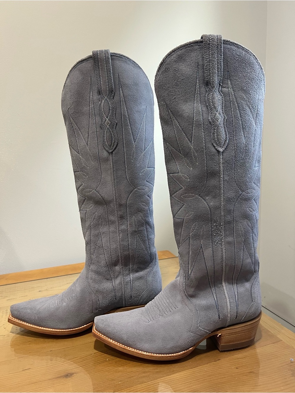 Tecovas Loretta Chambray Suede Western Boots size 8
